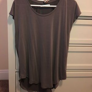 Women’s Grey t shirt